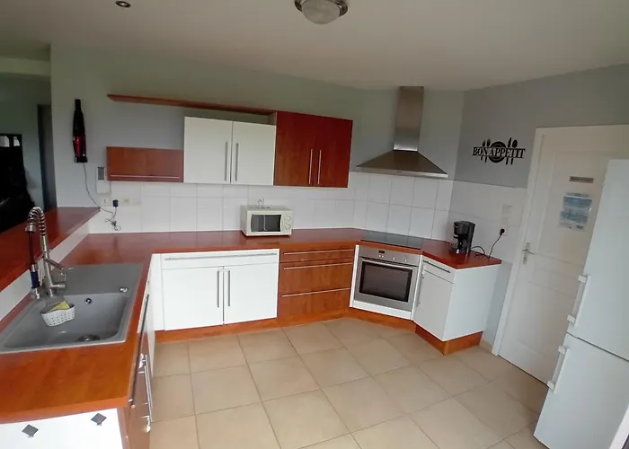 بيت للعطل Du Buron 6 8 Personnes *